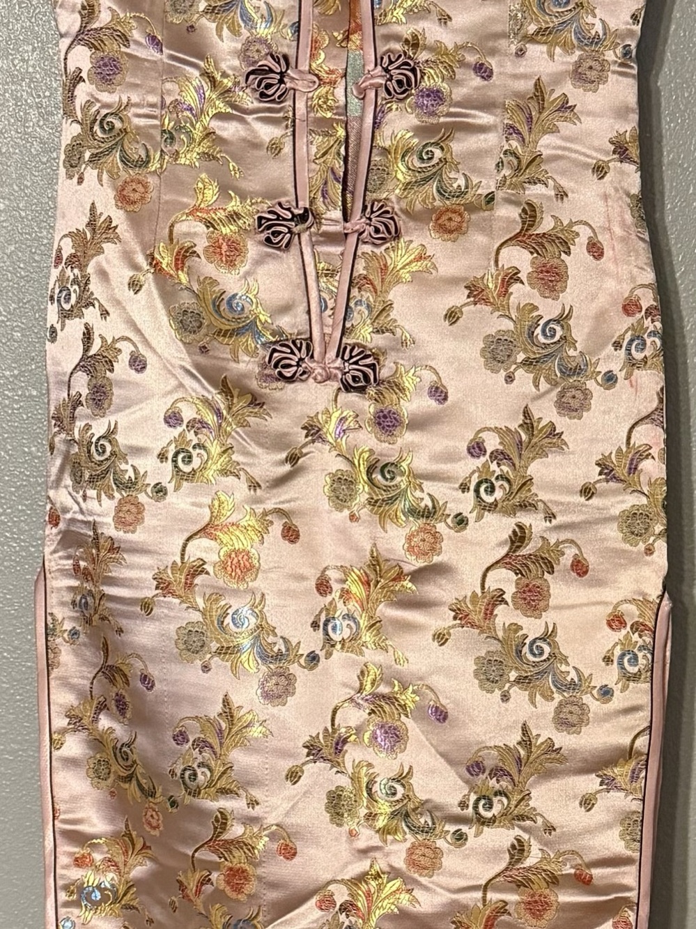Laguardia Floral Brocade Cheongsam in Pink Size Small Like New
